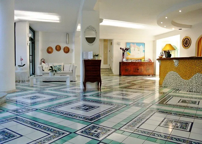 PARADISO TERME RESORT & SPA فندق
