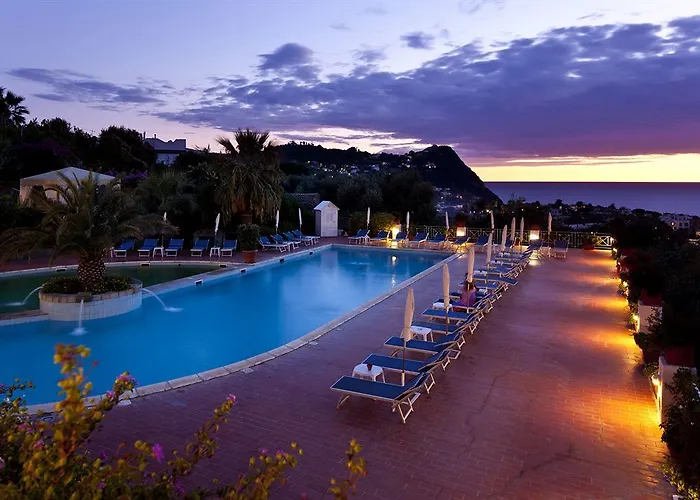 PARADISO TERME RESORT & SPA فندق