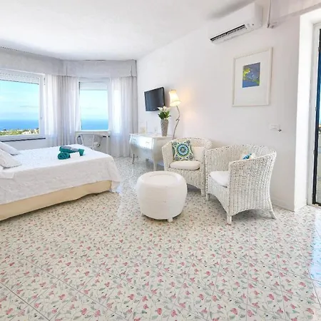 Paradiso Terme & 4*